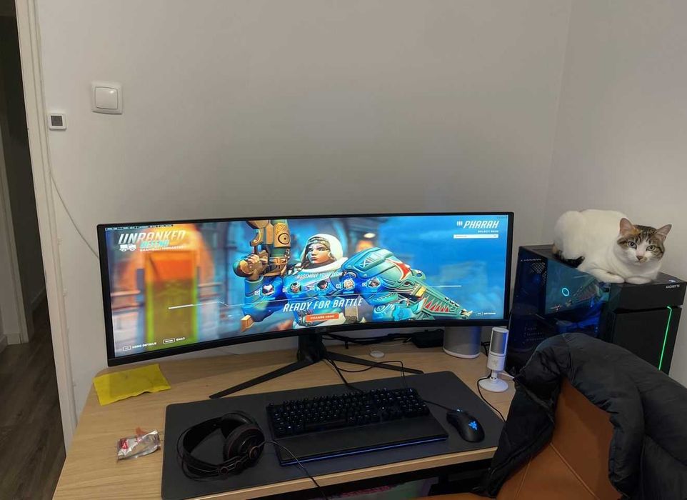 Monitor Curvo Asus ROG Strix XG49VQ VA 49" DFHD 32:9 144Hz FreeSync 2