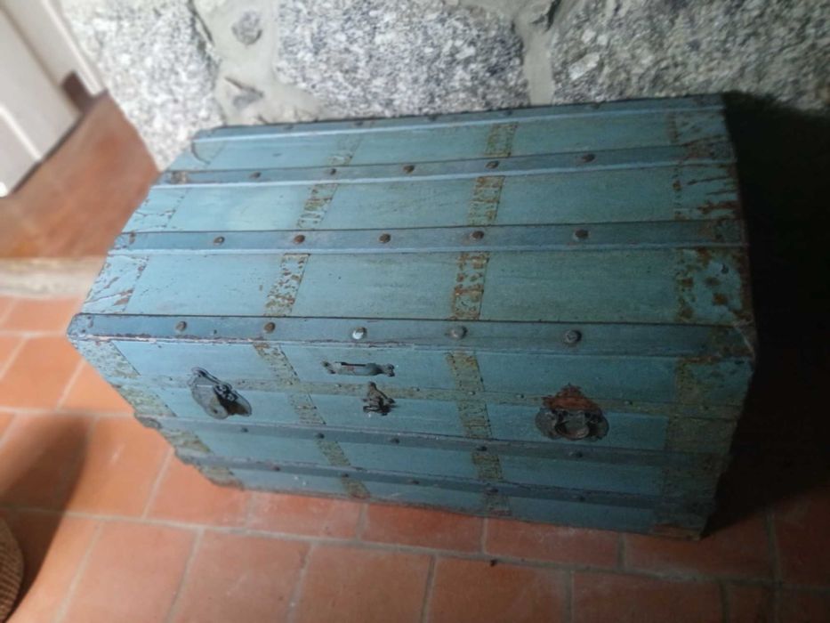 Moveis, sala,  cozinha, loja, espaços de lazer.