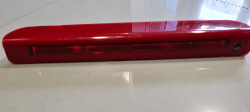 Peças da porta da bagageira, Renault Megane II, ano de 2010.