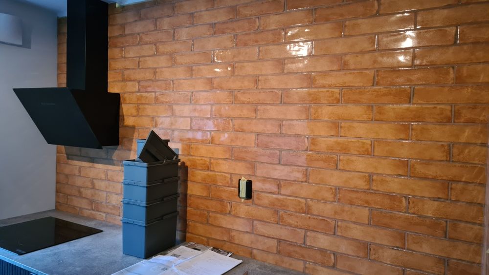 Prace remontowo wykończeniowe