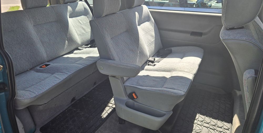 Volkswagen T4 Caravelle 1991 photo 4