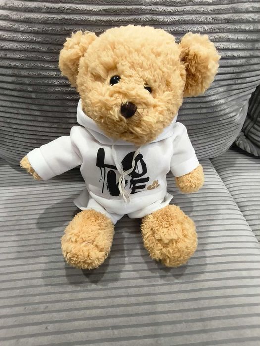 Pluszowy Miś fundacji TVN Podaruj Misia 2020