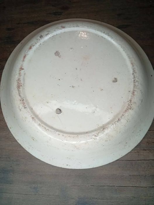 Saladeira em faiança