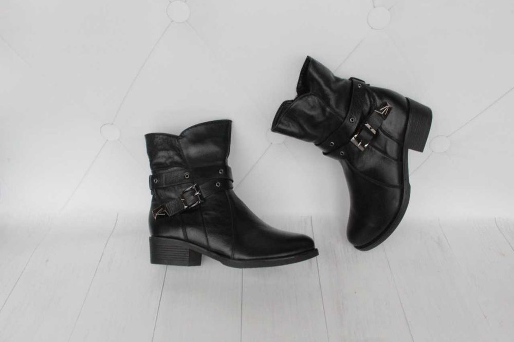 Ботинки с натуральной кожи, зимние казаки