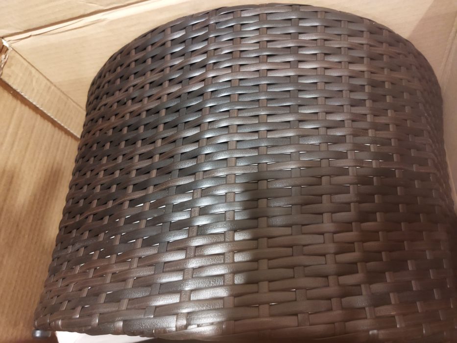 Stolik/pufa brązowa rattanowa