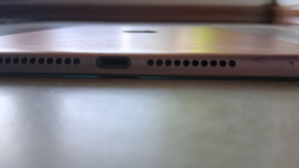iPad mini 5 Gold z etui - 256GB