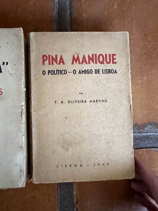 Livros F. A. Oliveira Martins: O Ultimatum visto por António Enes e Pina Manique, político, amigo de Lisboa