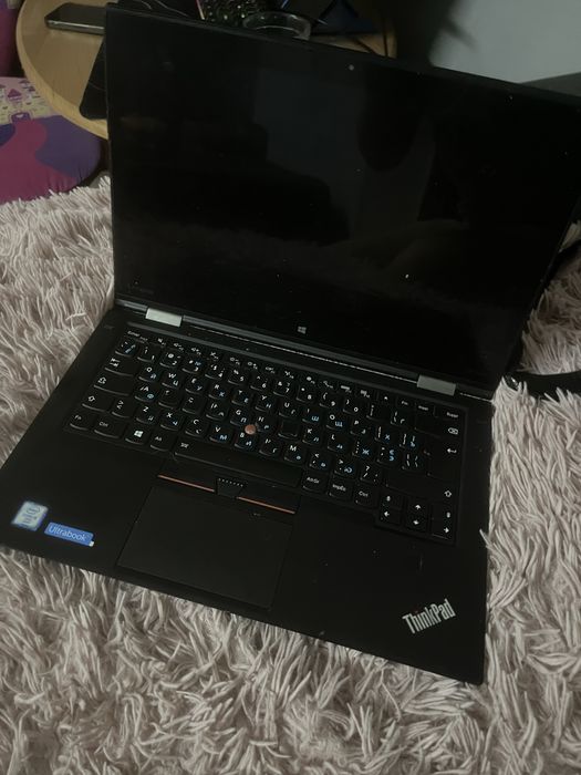 Lenovo ThinkPad 1X Yoga Ноутбук