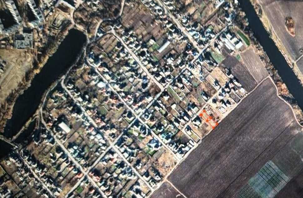 Продаж земельної ділянки (10 соток) на Летрі