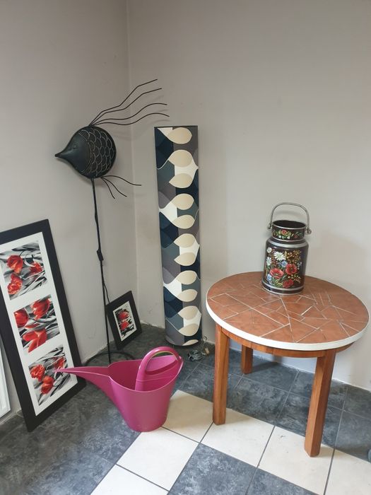 Stary drewniany Stolik okrągły blat wyłożony ceramiką