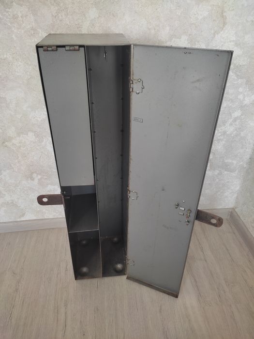 Сейф збройовий (оружейный).