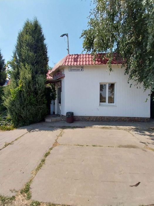 Продам кафе-мотель та бокс під СТО