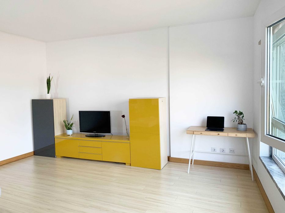 Apartamento T1 semi-novo em Telheiras