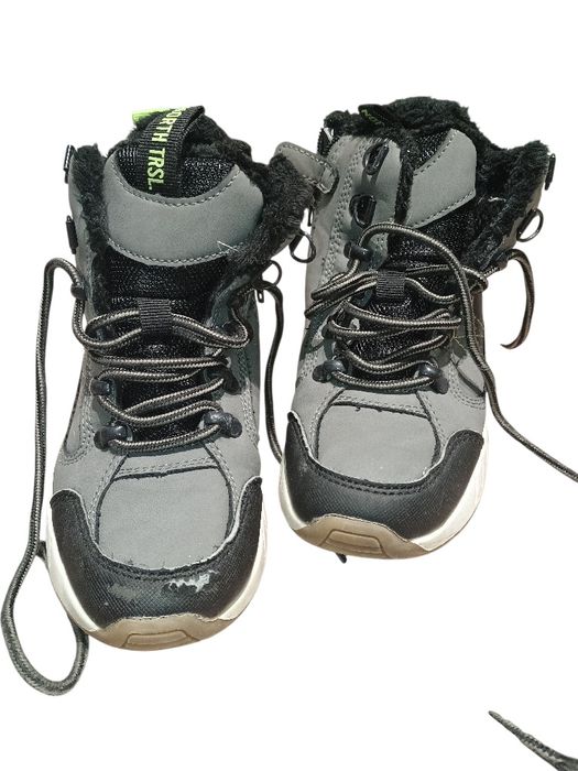 Buty zimowe chłopięce Cool Club Smyk – ocieplane, stabilne