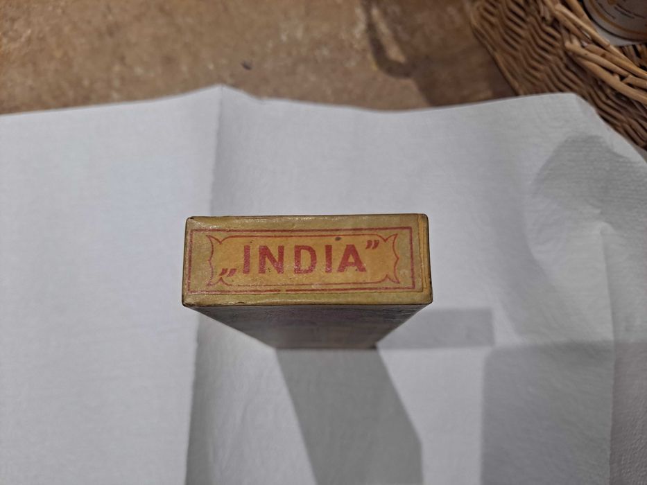 Kolekcjonerskie 100 letnie opakowanie po ołówkach St. Majewski INDIA.