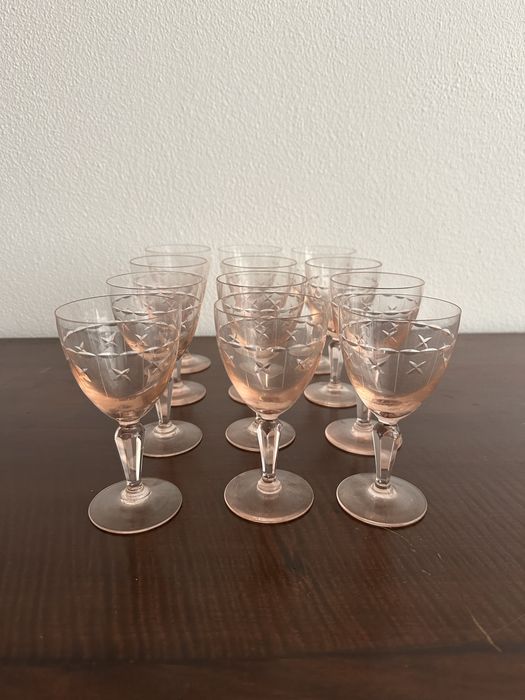 Conjunto de copos 12 peças em tom rosa