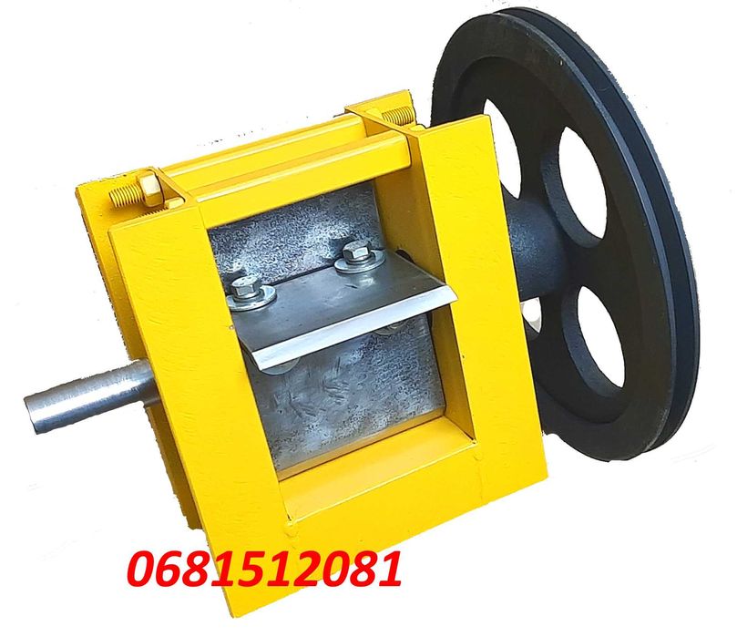 Подрібнювач гілок, кукурузи. Щепоріз  Веткоруб. Измельчитель веток