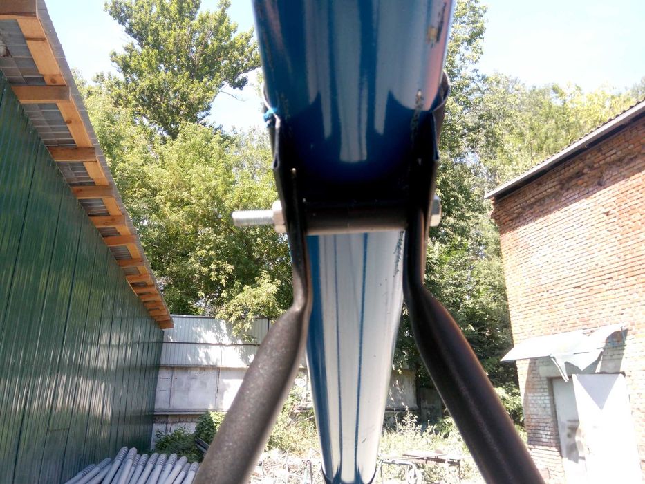 Шнековий навантажувач (погрузчик) зерна