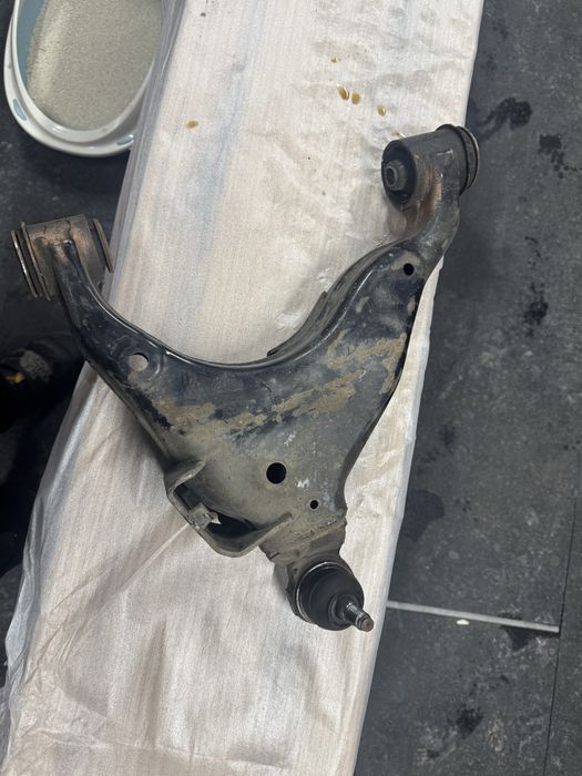 Рычаг нижний перед RH. Toyota Land Cruiser Prado 150 18-24г.