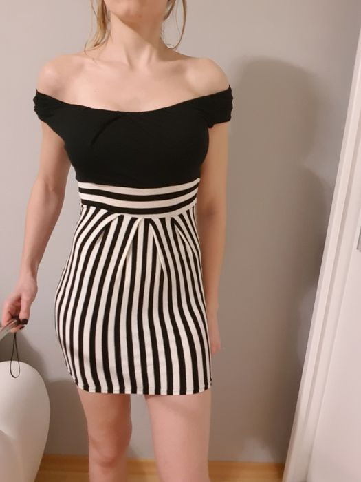 Letnia sukienka w paski