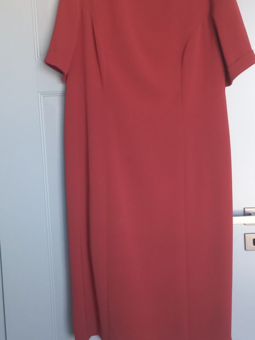 Sukienka elegancka- w kolorze rudym - cegły rozm.46-48.