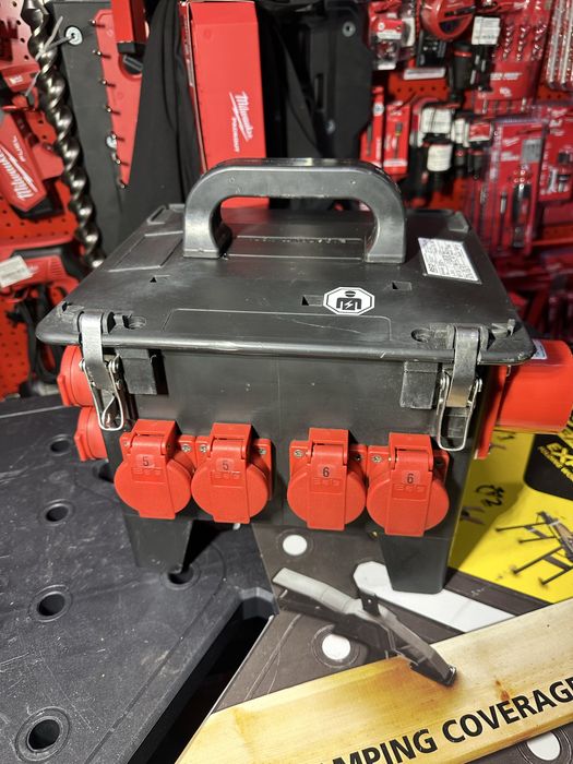 Розподільник живлення Розподільний електричний пристрій RED DEHA