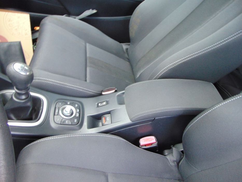 TUNEL PODŁOKIETNIK SRODKOWY RENAULT MEGANE III LIFT EUROPA