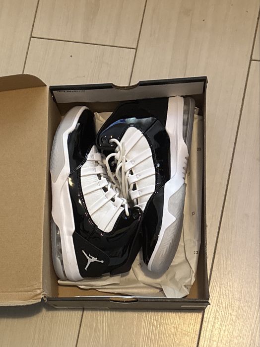 Tenis Jordan Max Aura tam 41 Novos