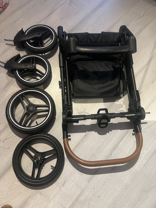 Beautiful Stroller with Shock Absorbers64751304294274122