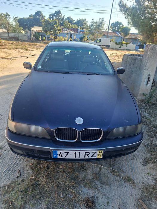 BMW 525