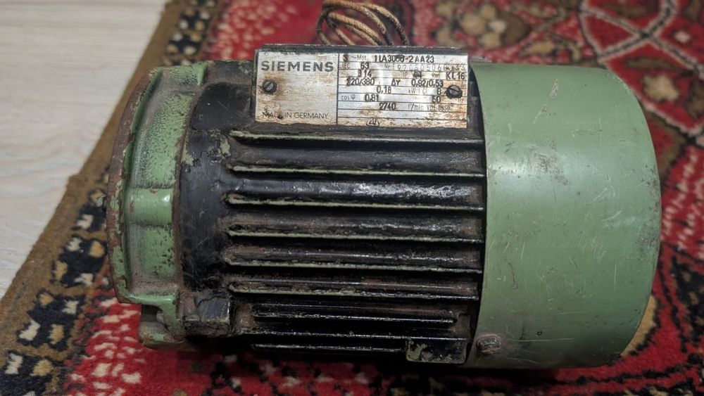 Промышленный электродвигатель Siemens