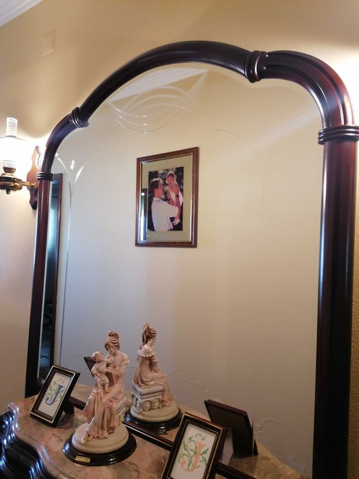 Sapateira de madeira