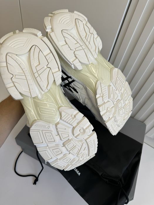 Кроссовки Balenciaga Runners white graffity  41 42 43 44 45