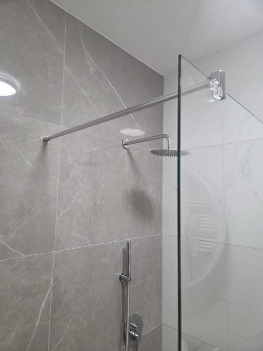 Sprzedam niemiecką szybę Kermi do prysznica Walk in, szer. 110 cm.