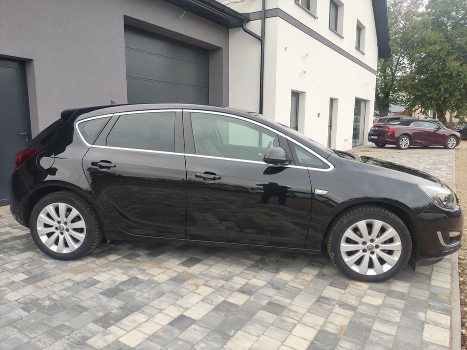 Opel Astra Auto bezwypadkowe doinwestowane