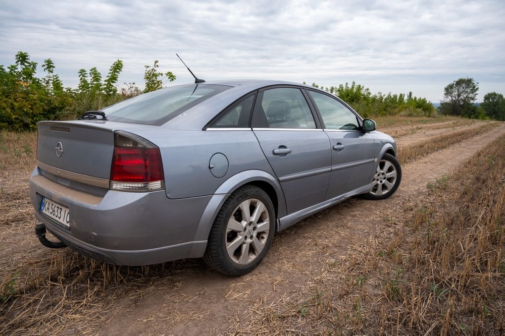 Opel Vectra C 2.2 дизель GTS