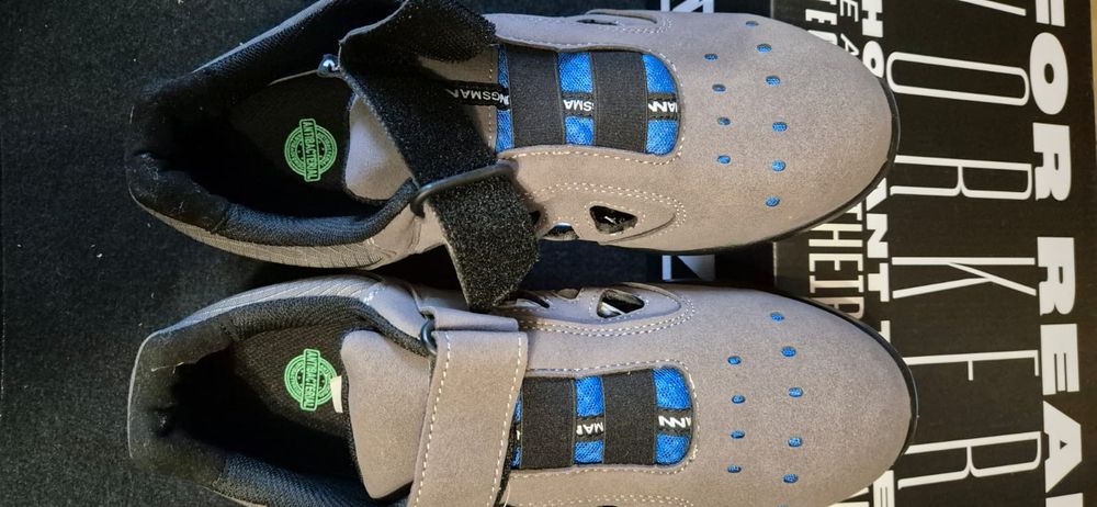 Sandaly robocze r 44 -nowe