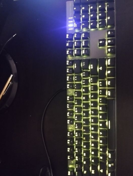 Klawiatura mechaniczna RGB MOTOSPEED CK104.