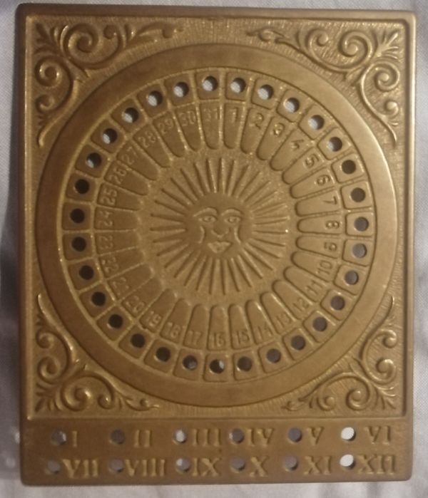 Calendário perpétuo em Bronze