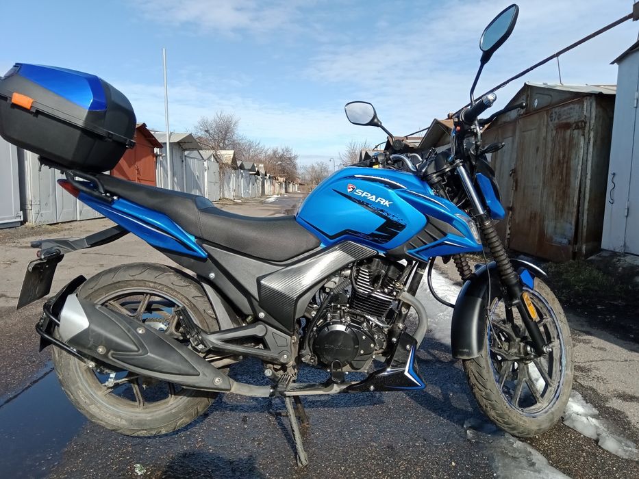 Продам власний мотоцикл Spark SP200R-31