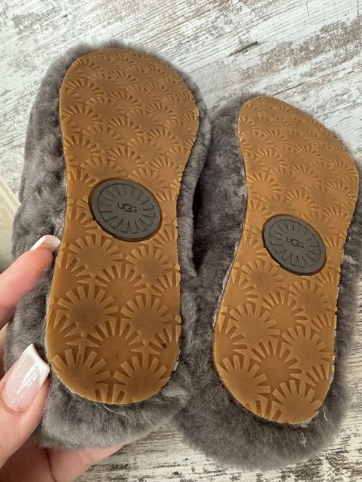 Сандалі тапочки ugg fluff yeah slide хутряні босоніжки