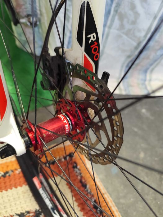 Bicicleta BTT Cannondale Carbon 4