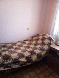 Здам кімнату в будинку  для одного хлопця в р-ні ж/д вокзалу.