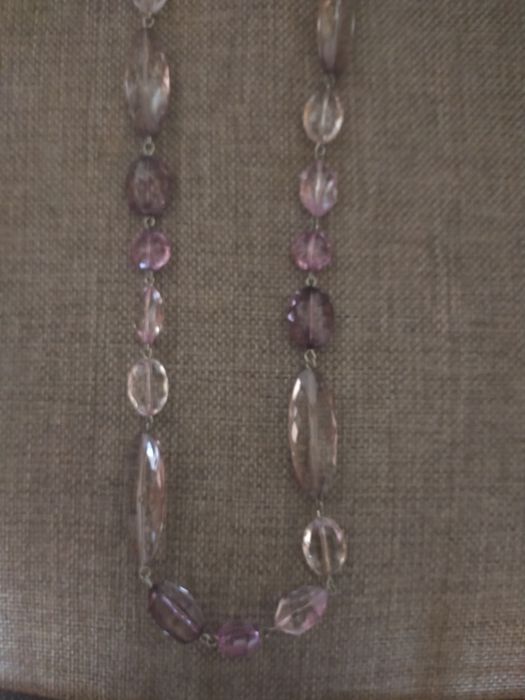 Piękny naszyjnik w odcieniach wrzosu