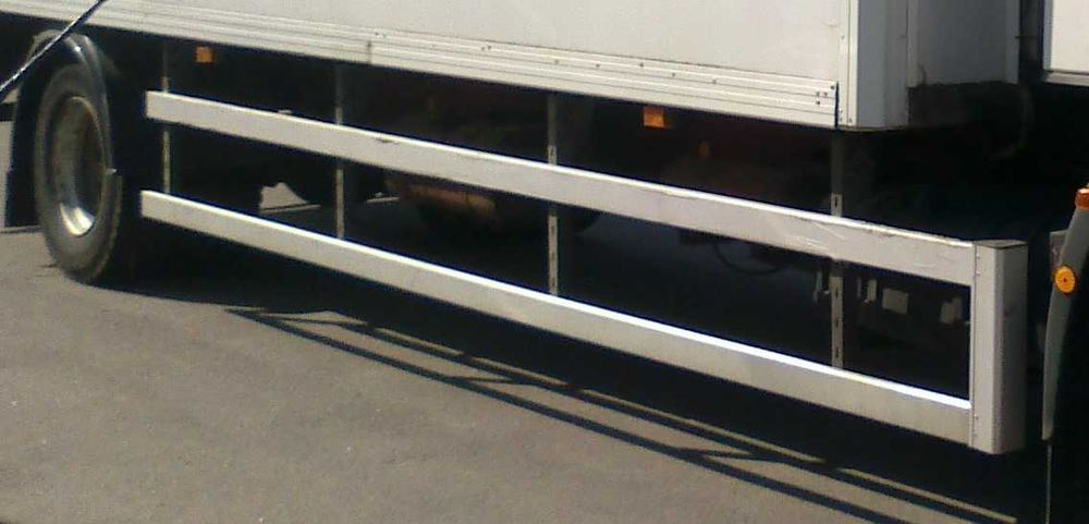 Відбійники бокові (боковий захист) для вантажівки 2шт з вантажівки 18т