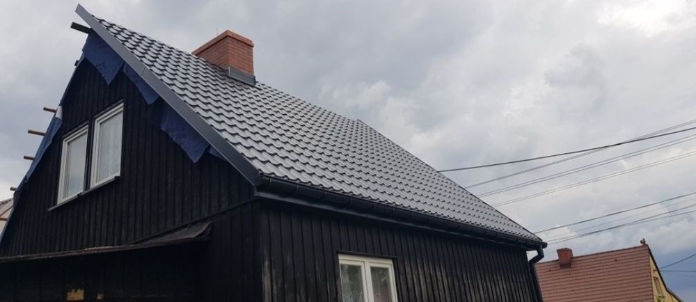 Usługi dekarskie naprawa dachu