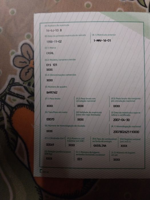 Motorizada com 60 anos com documento único para restauro