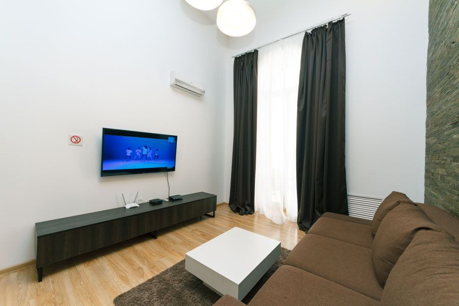 Лофт 3к Городецького 4, видова на Майдан, Крещатик