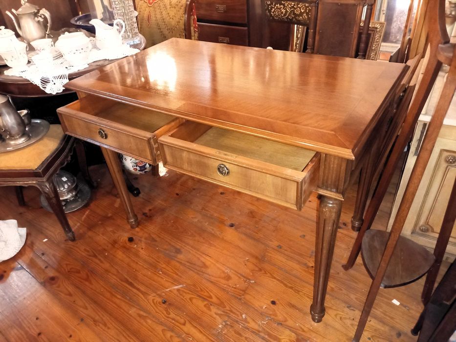 Secretária 2 Gavetas