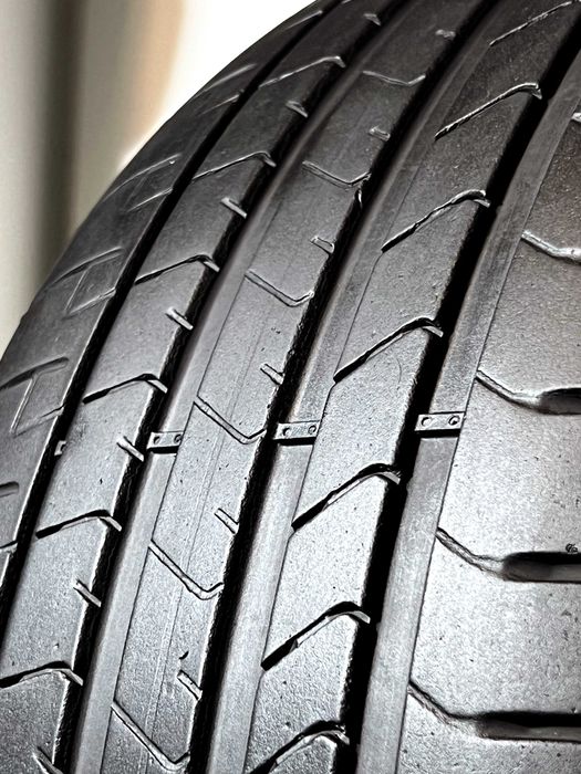 Pneus Pirelli Pzero PZ4 - 245/40/20 - Excelentes